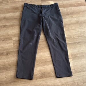 Preowned Lululemon pants- Size 35